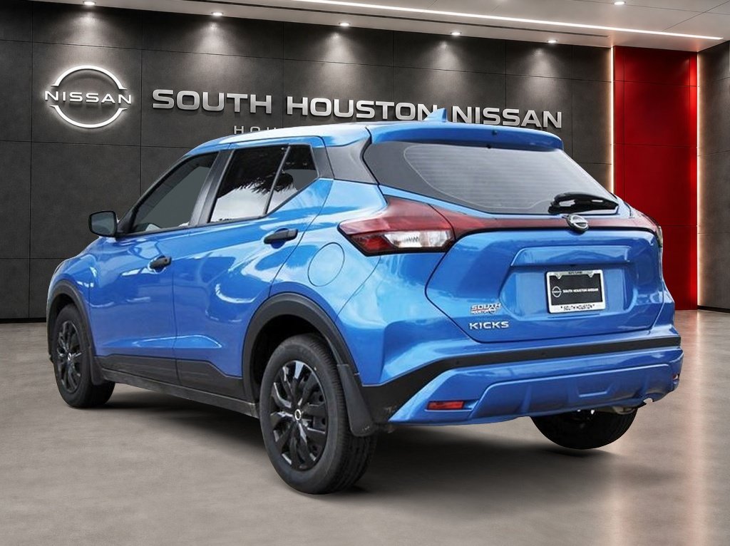 Certified 2025 Nissan Kicks Play S FWD image 3