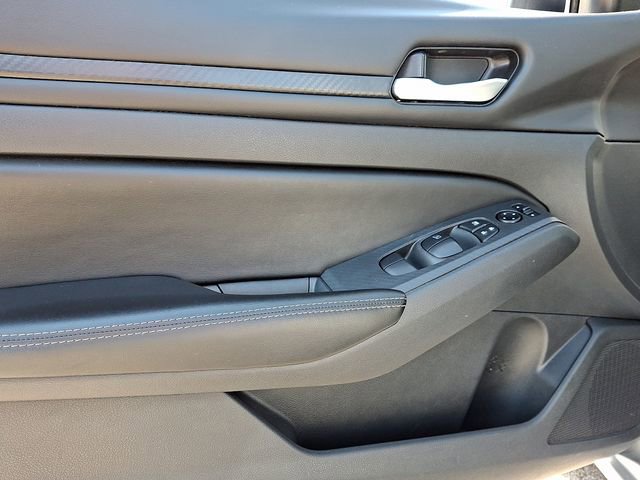 Used 2024 Nissan Altima 2.5 SV image 12