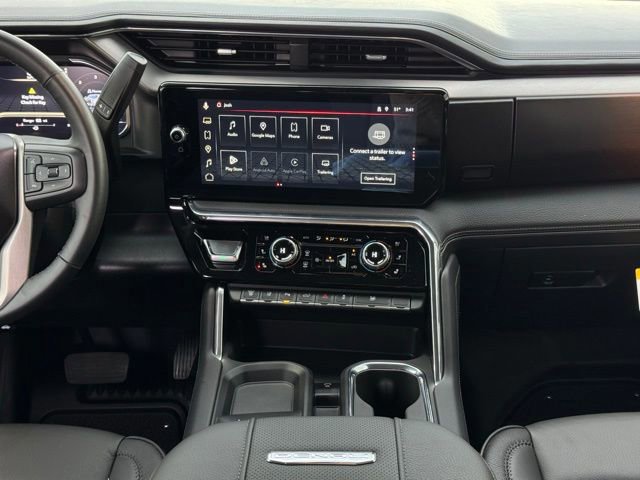 Used 2025 GMC Sierra 3500 Denali w/ Denali Reserve Package image 35