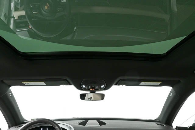 New 2025 Porsche Macan 4S Electric image 24