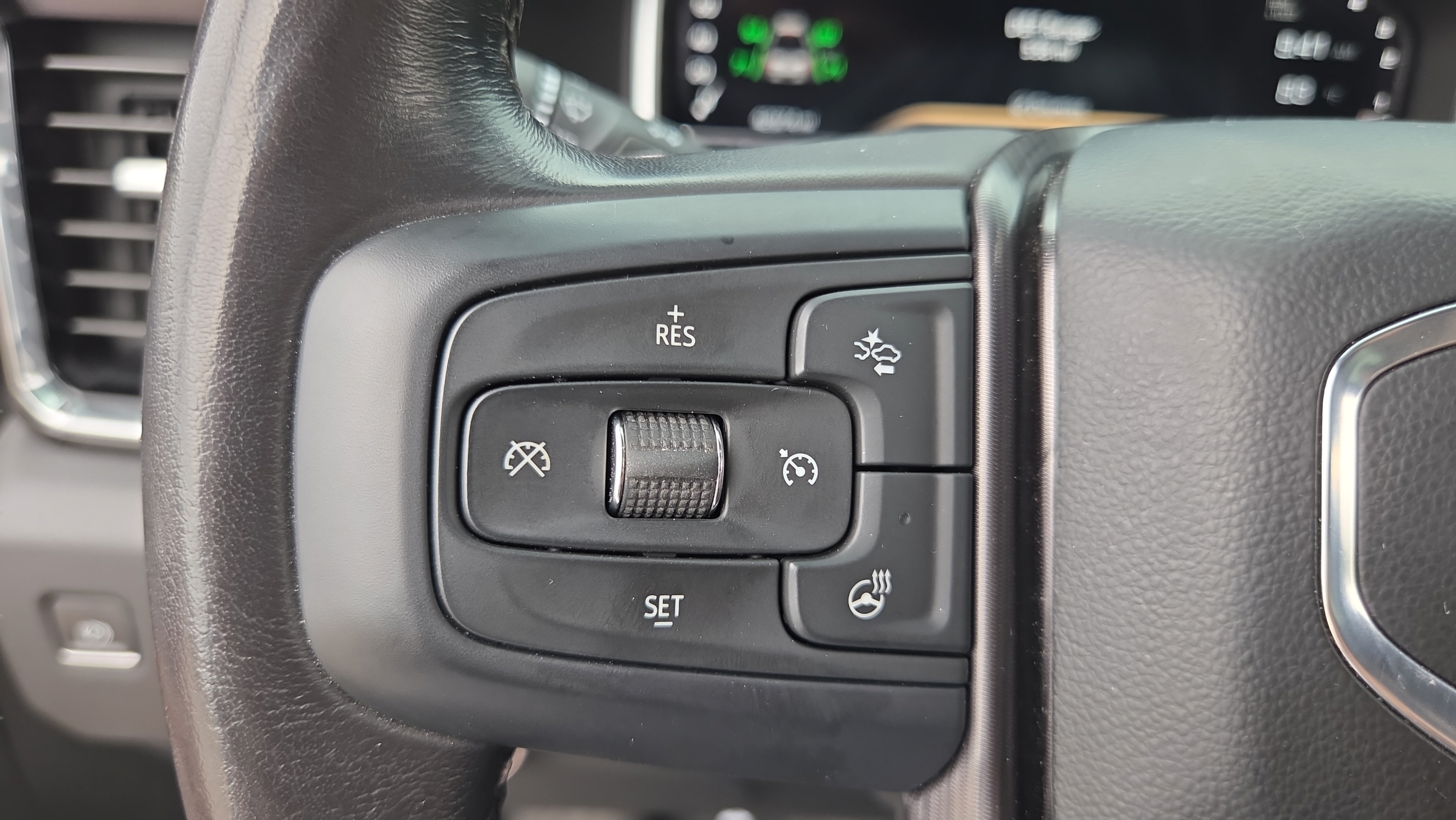 Used 2024 GMC Sierra 3500 Denali Ultimate AWD/4WD image 23