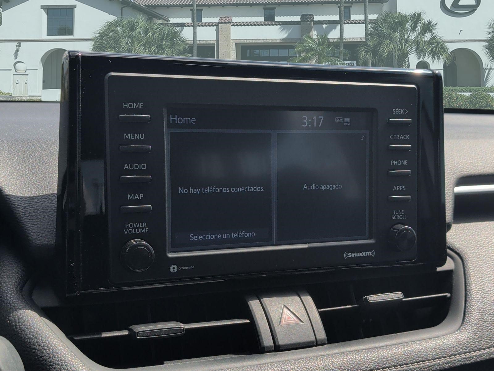 Used 2021 Toyota RAV4 XLE w/ Convenience Package FWD image 18