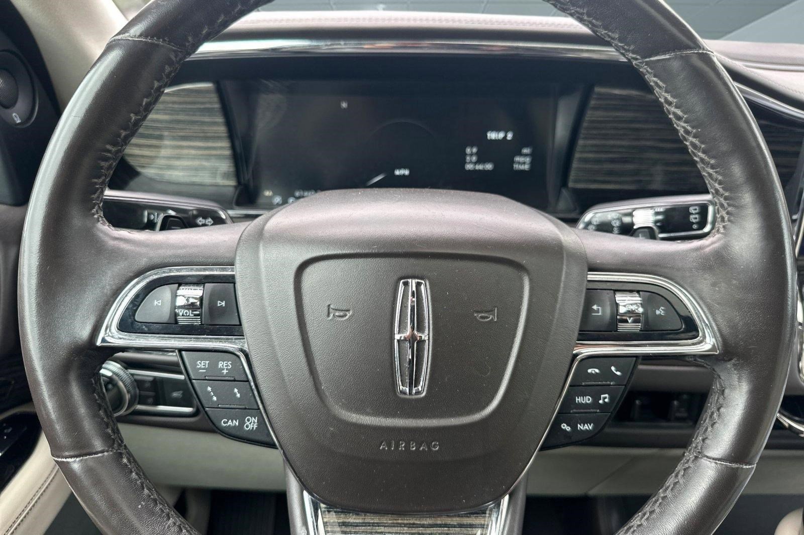 Used 2020 Lincoln Navigator Black Label AWD/4WD image 16