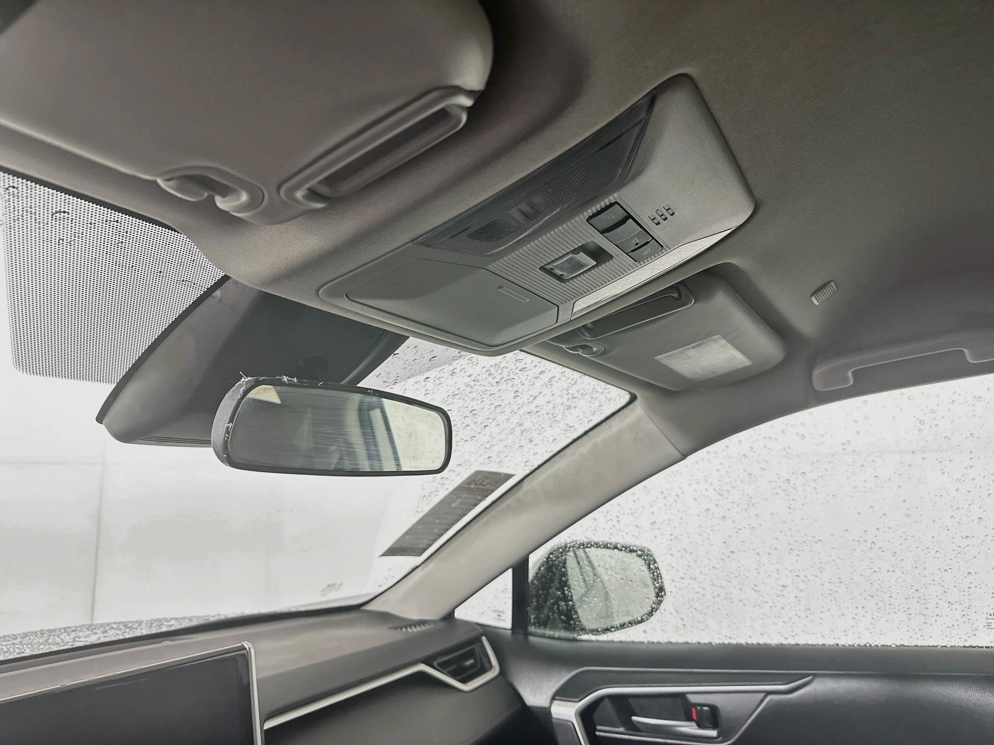 Used 2024 Toyota RAV4 XLE FWD image 18