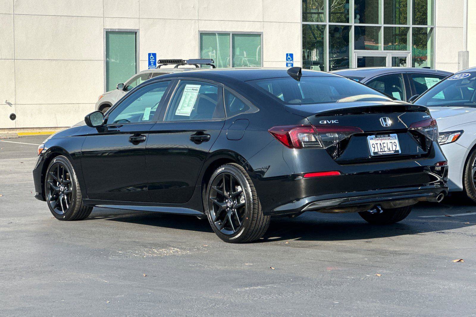 Certified 2025 Honda Civic Sport image 5