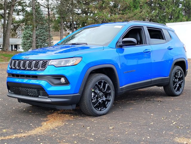 New 2026 Jeep Compass Latitude image 9