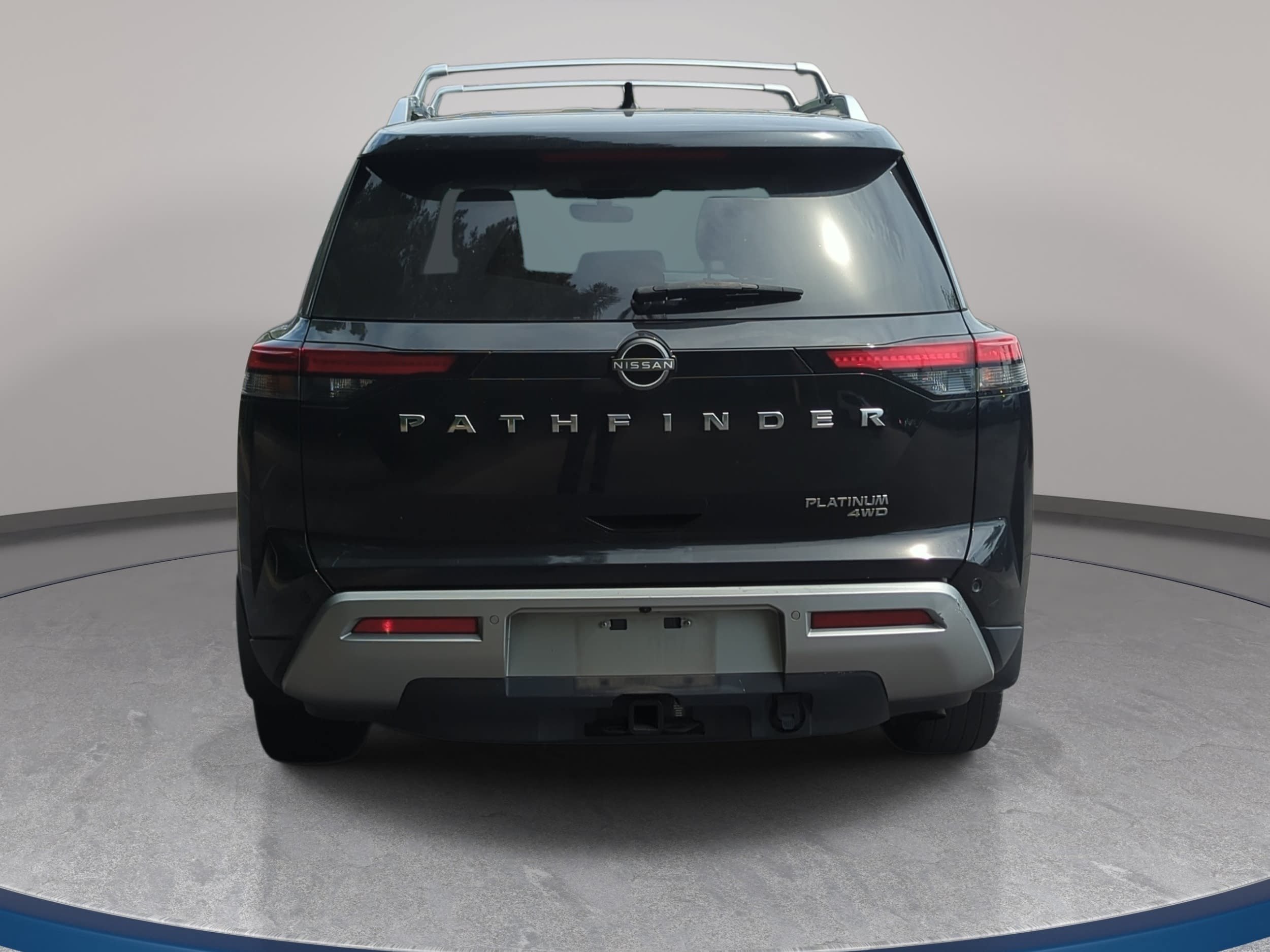 Used 2024 Nissan Pathfinder Platinum w/ Cargo Package AWD/4WD video 2