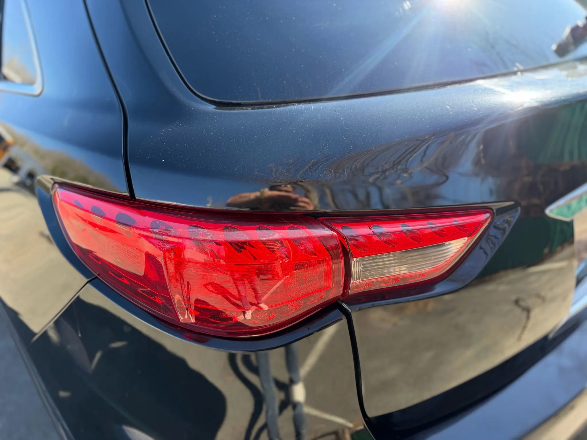 Used 2014 INFINITI QX70 3.7 Sport Utility 4D w/ Premium Package image 9