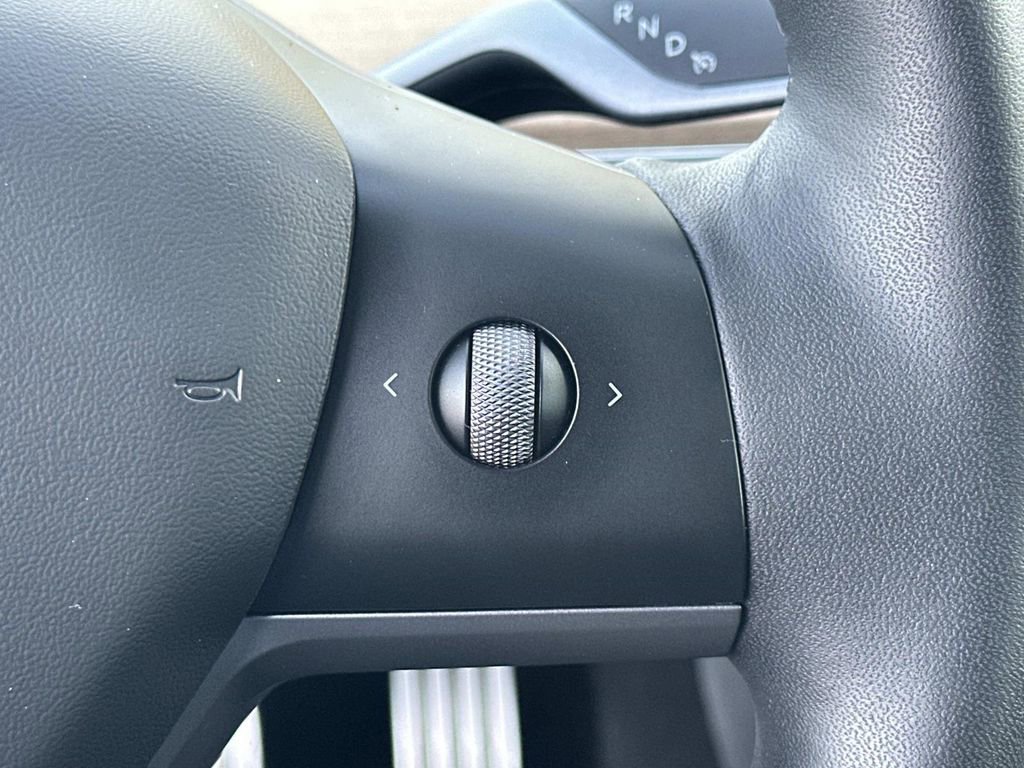 Used 2022 Tesla Model 3 Performance image 15