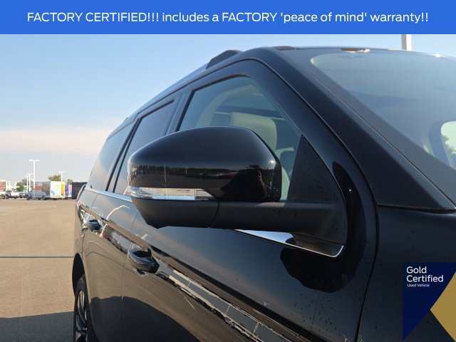 Used 2025 Ford Expedition Platinum w/ Driver's Package AWD/4WD image 10