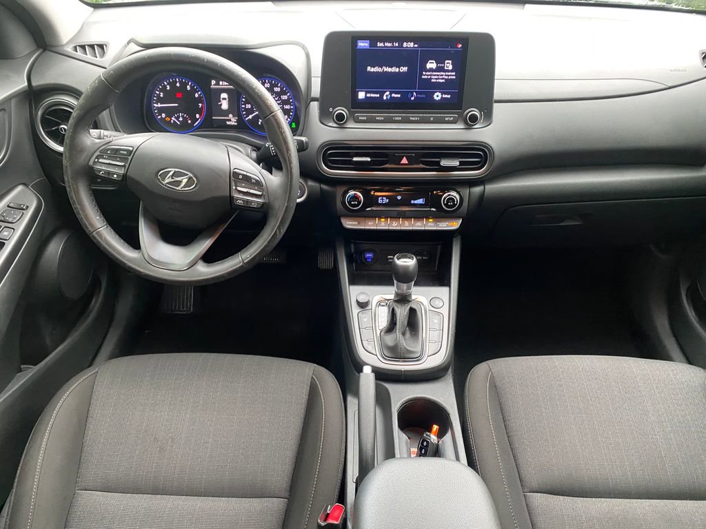 Certified 2022 Hyundai Kona SEL w/ Convenience Package image 11