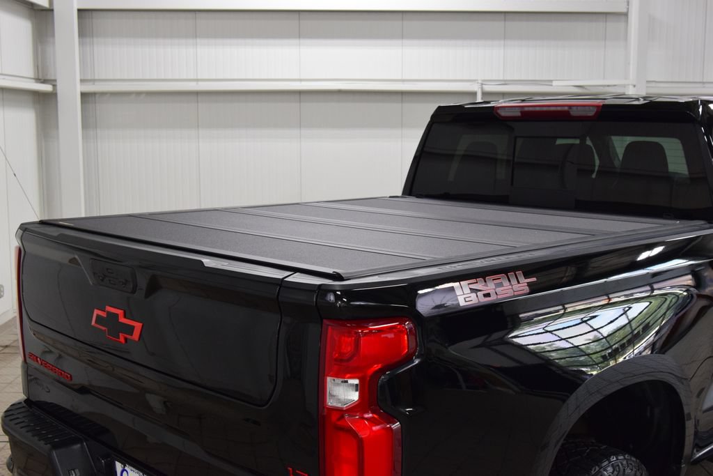 Used 2024 Chevrolet Silverado 1500 LT Trail Boss w/ Convenience Package II AWD/4WD image 28