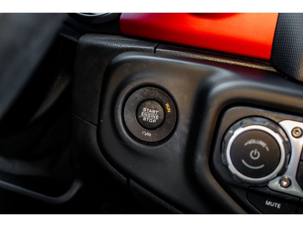 Used 2019 Jeep Wrangler Unlimited Rubicon w/ Dual Top Group image 34