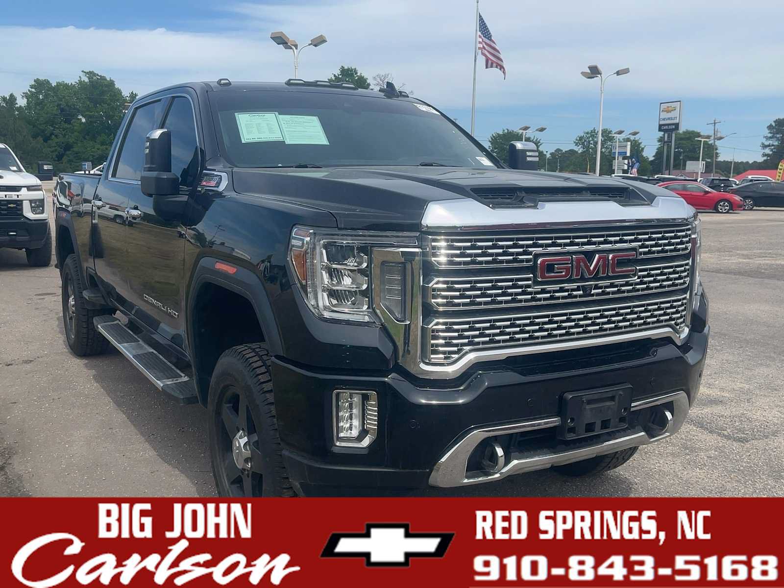 Used 2020 GMC Sierra 2500 Denali w/ Technology Package AWD/4WD image 1