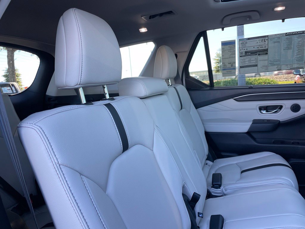 New 2026 Honda Pilot Touring image 39