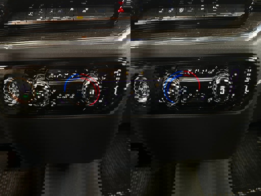 Certified 2023 GMC Sierra 1500 Elevation image 13