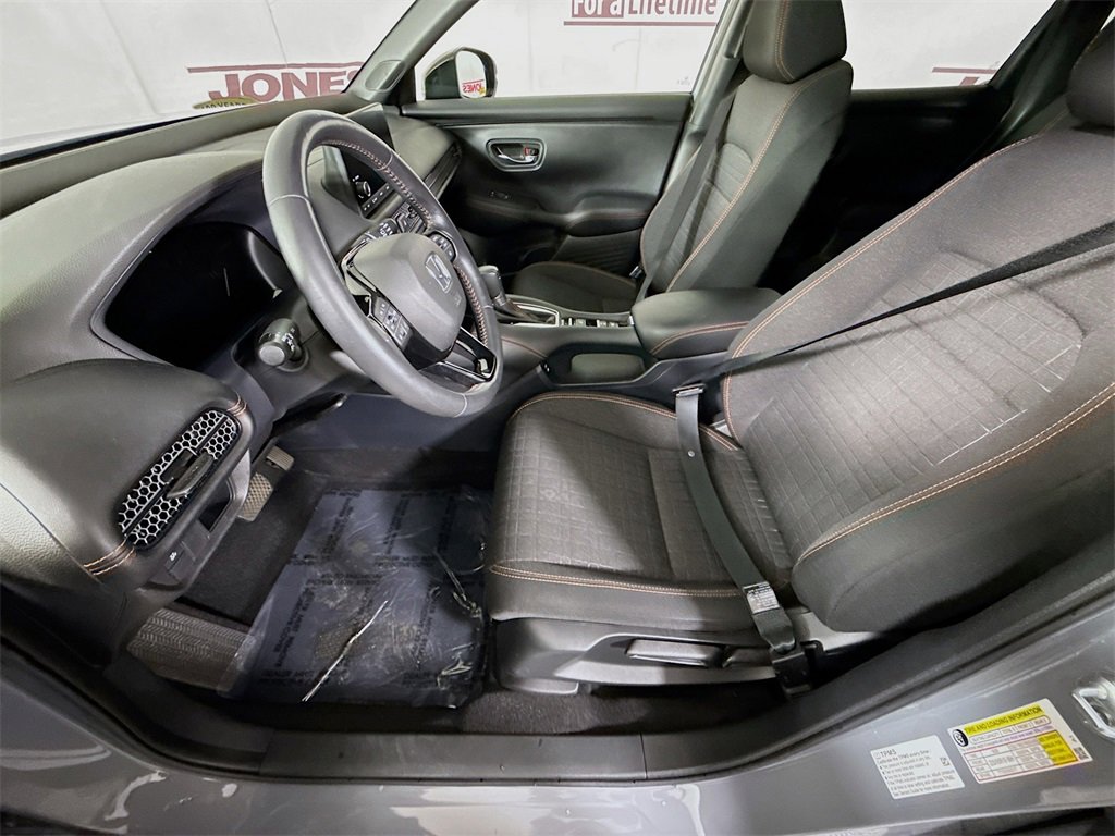 Used 2024 Honda HR-V Sport image 22
