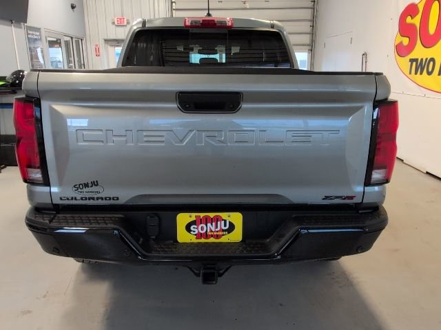 Certified 2024 Chevrolet Colorado ZR2 w/ ZR2 Convenience Package III image 4