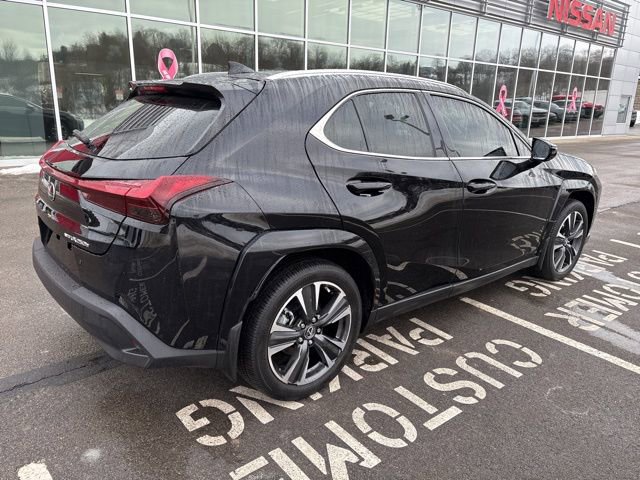 Used 2024 Lexus UX 250h AWD w/ Premium Package image 5