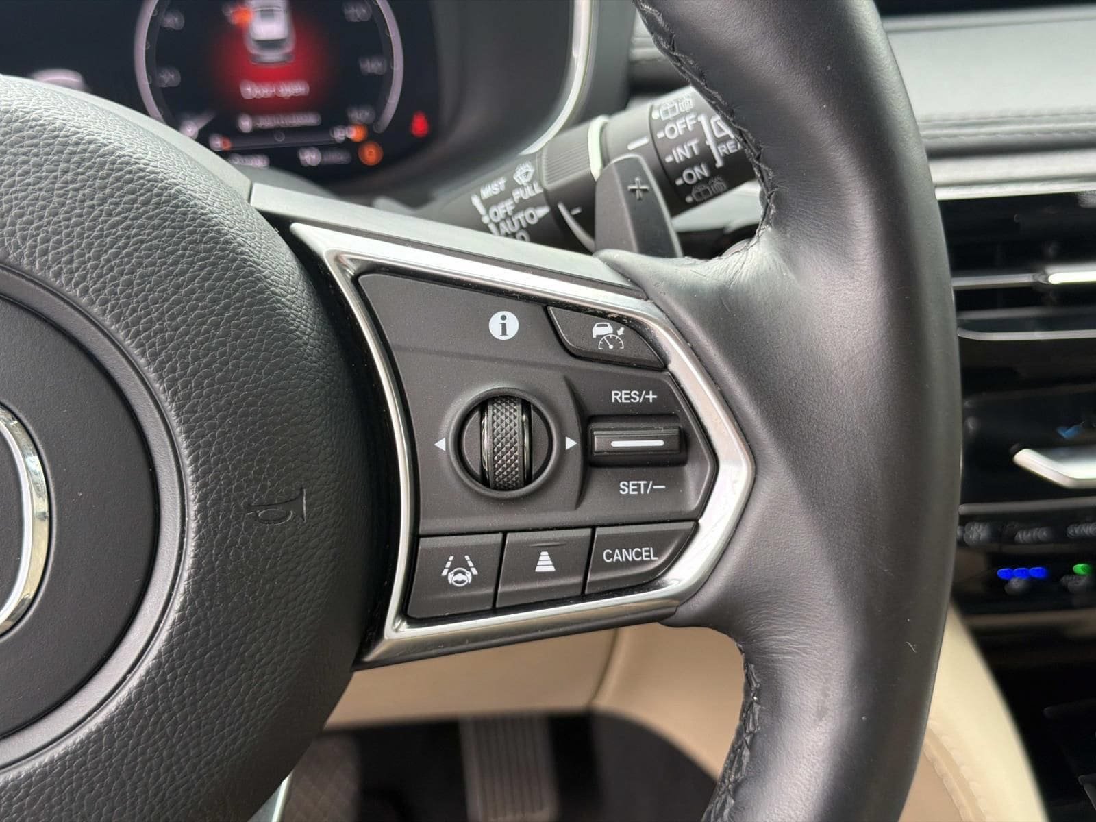 Used 2022 Acura MDX w/ Advance Package AWD/4WD image 26