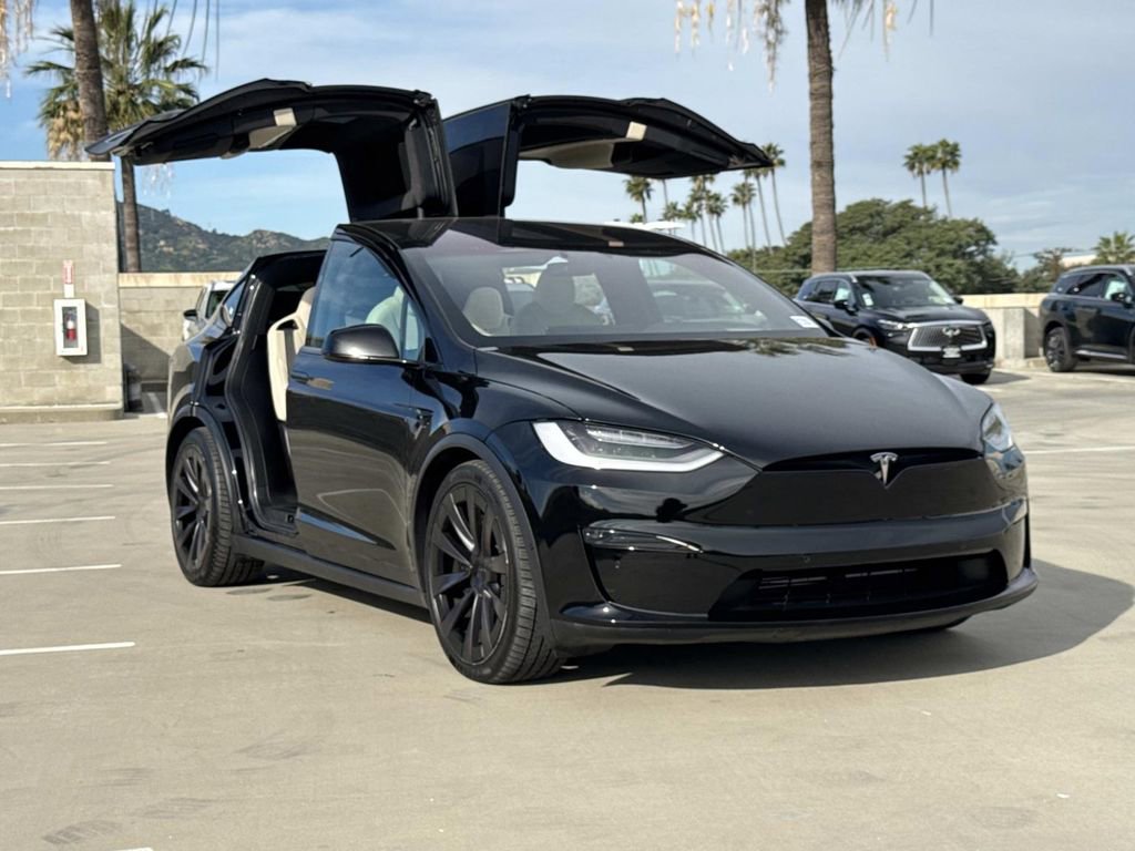 Used 2022 Tesla Model X image 20