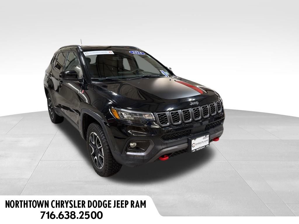 Used 2024 Jeep Compass Trailhawk w/ Trailhawk Convenience Group