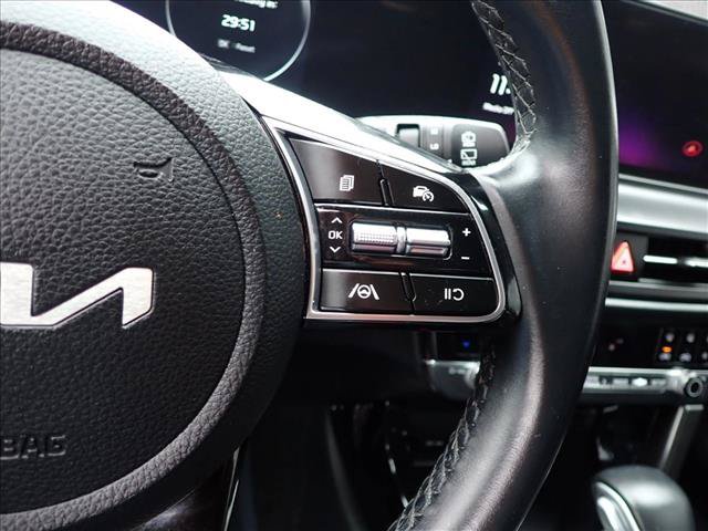 Used 2024 Kia Seltos EX AWD/4WD image 16