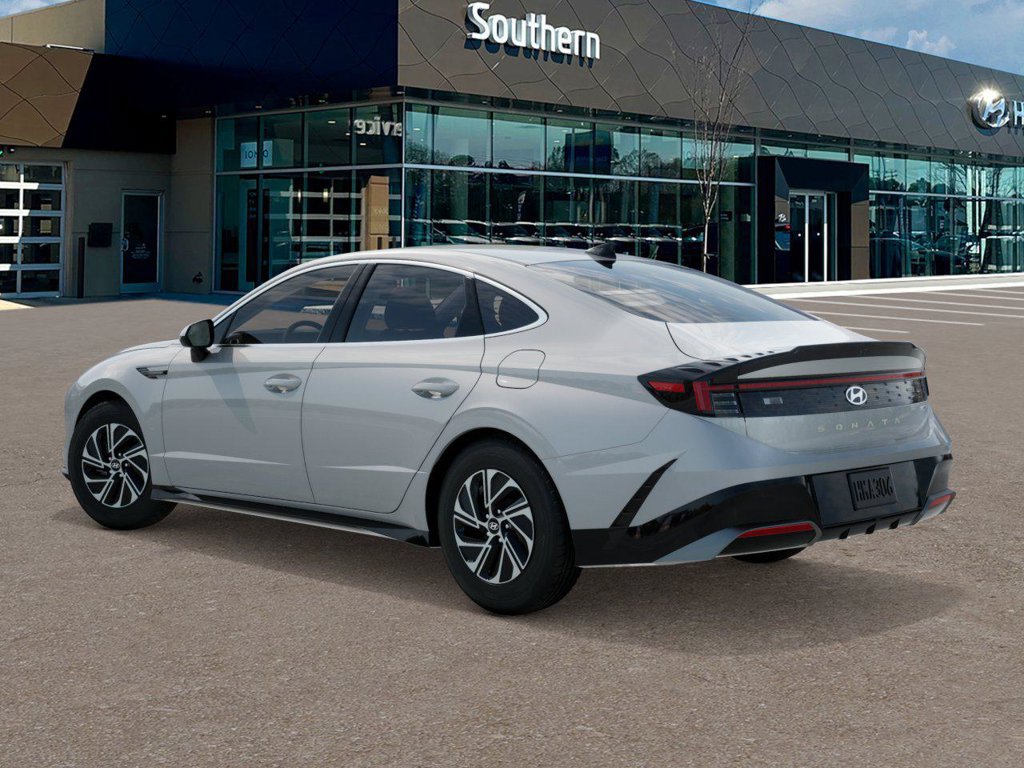 New 2026 Hyundai Sonata Blue FWD image 5