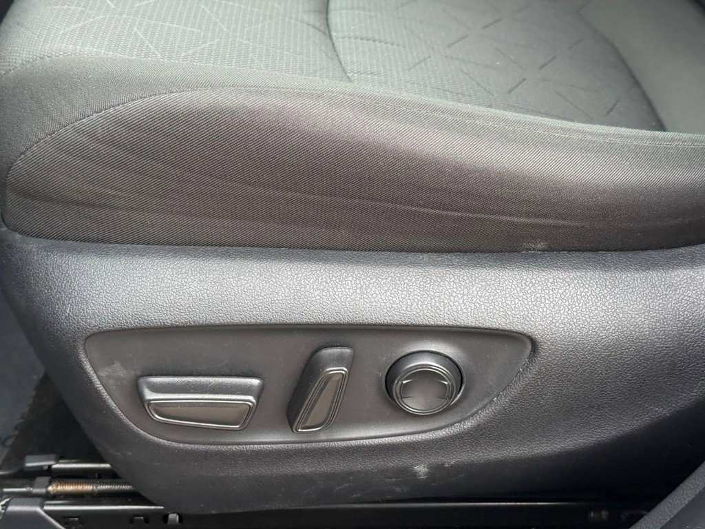 Certified 2024 Toyota RAV4 XLE FWD image 23
