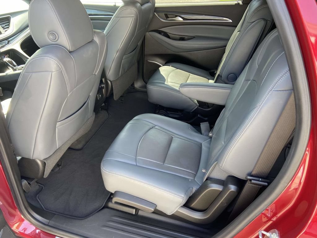 Used 2019 Buick Enclave Essence FWD image 33