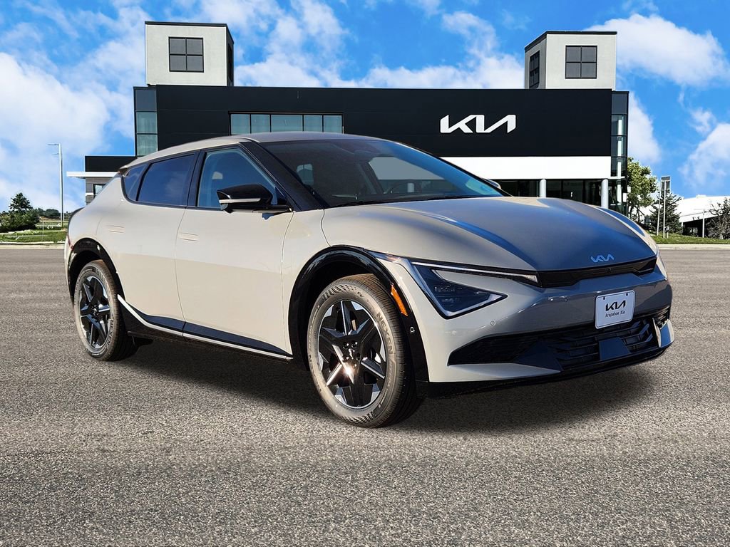 New 2025 Kia EV6 Wind image 2