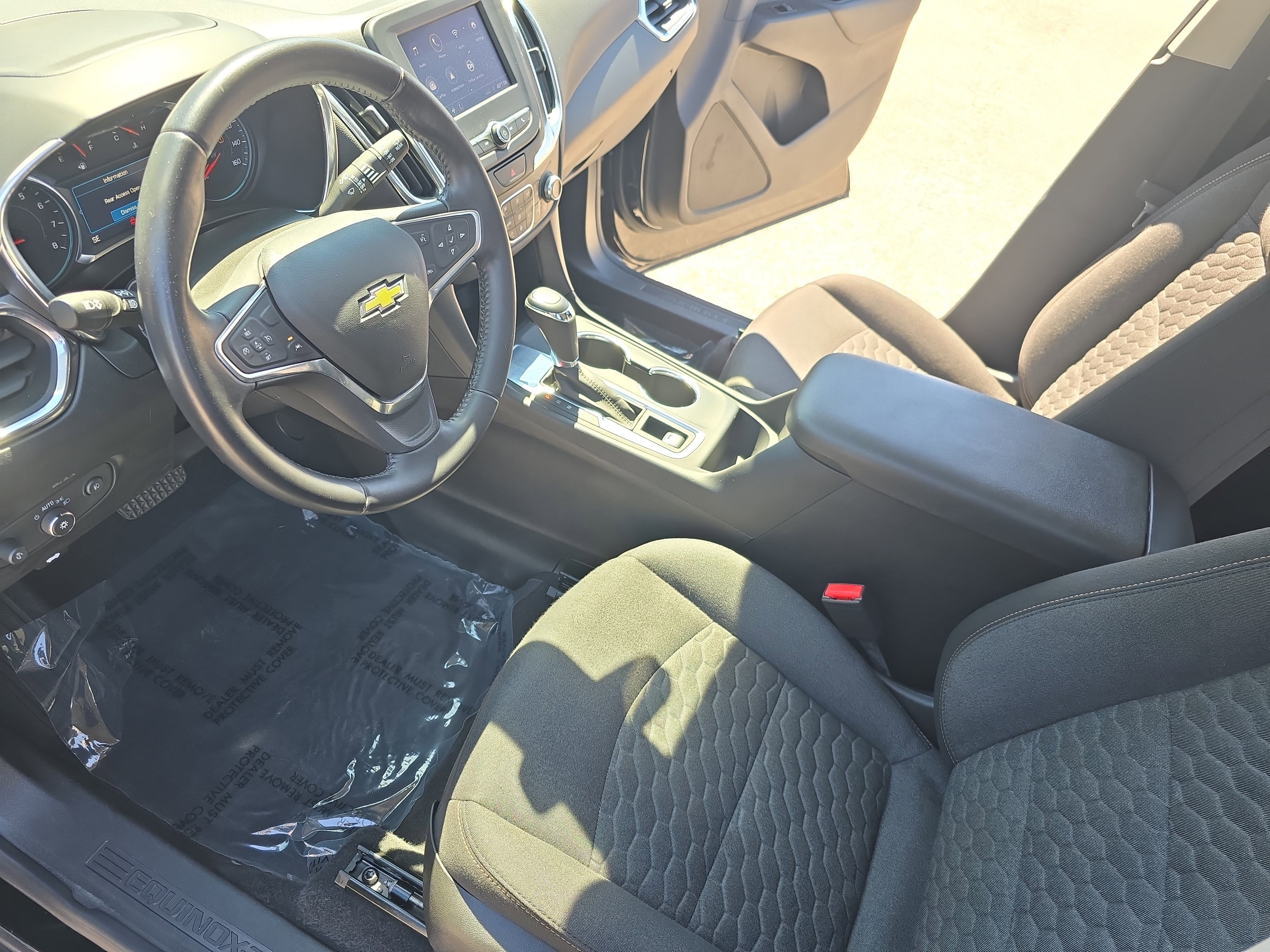 Used 2021 Chevrolet Equinox LT FWD image 16