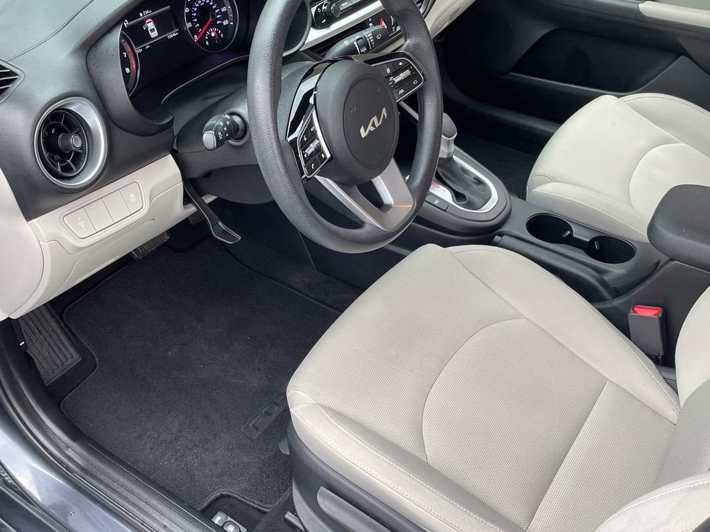 Used 2023 Kia Forte LXS image 26