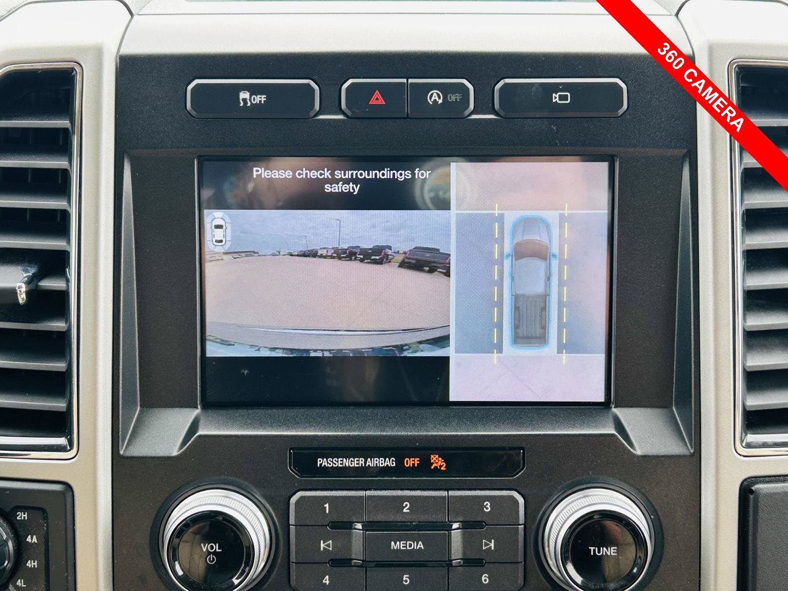 Used 2017 Ford F150 Lariat w/ Equipment Group 502A Luxury AWD/4WD image 10