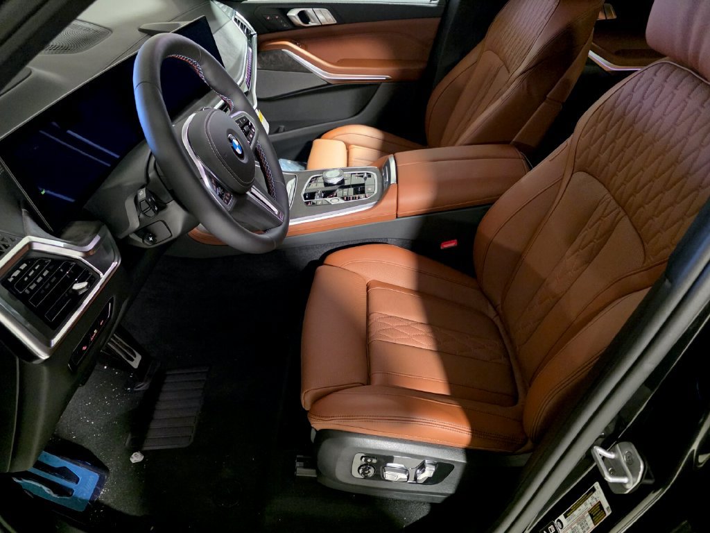 New 2027 BMW X7 M60i AWD/4WD image 7