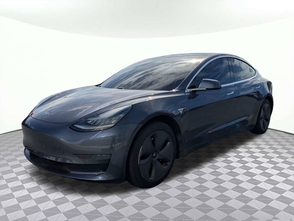 Used 2020 Tesla Model 3 Standard Range Plus RWD image 8