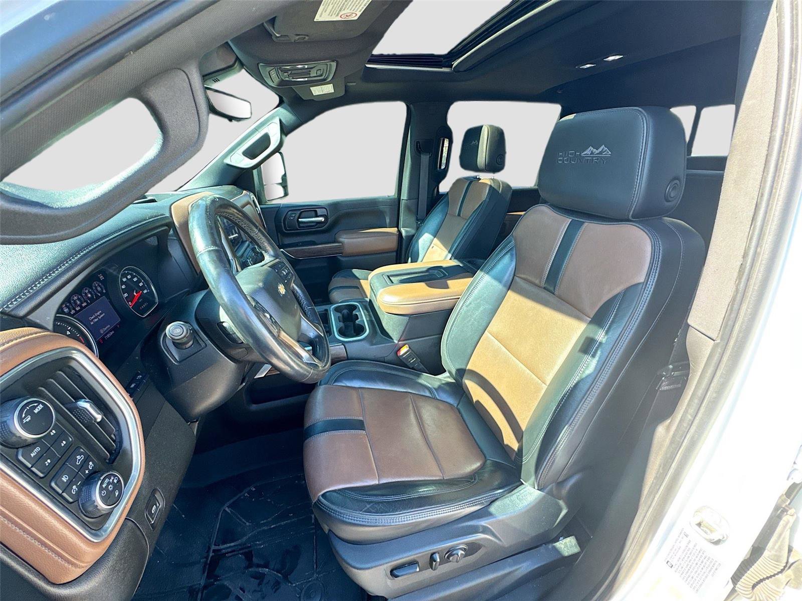Used 2021 Chevrolet Silverado 3500 High Country image 10