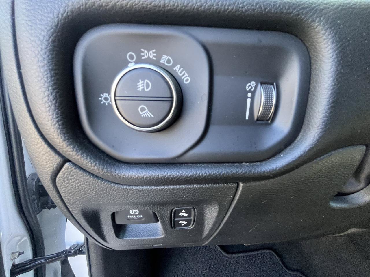 Used 2023 RAM 1500 Lone Star RWD image 43