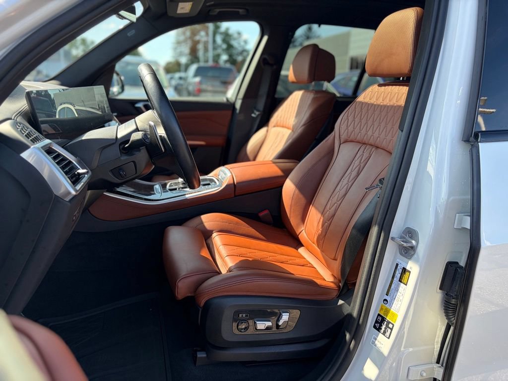 Used 2024 BMW X5 xDrive40i w/ Executive Package AWD/4WD image 22