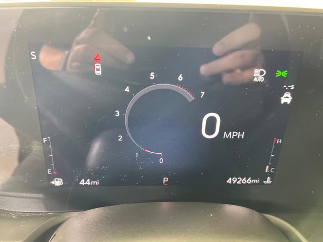 Used 2024 Buick Encore GX Sport Touring image 17