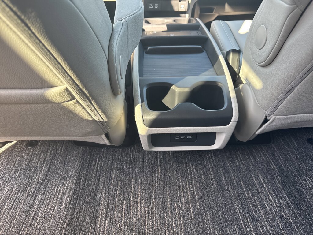 New 2026 Honda Odyssey EX-L image 10