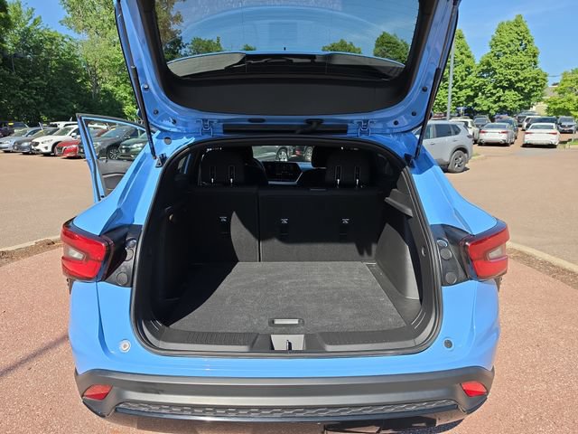 Used 2024 Chevrolet Trax RS FWD image 19