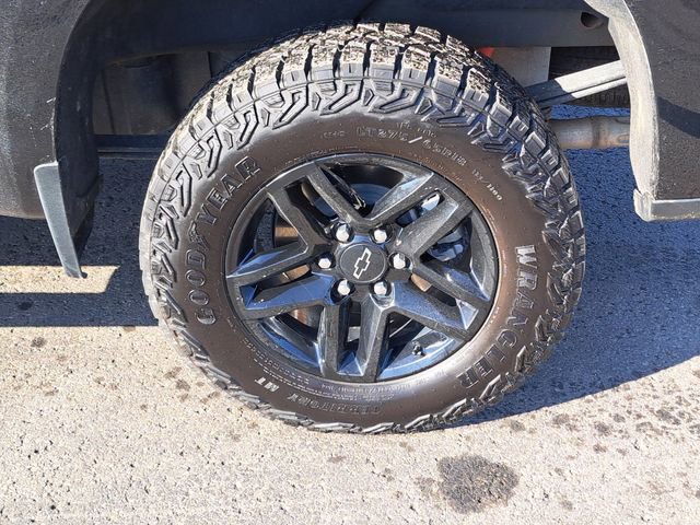 Used 2024 Chevrolet Silverado 1500 LT Trail Boss w/ Convenience Package II image 5