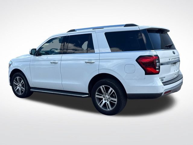 Used 2022 Ford Expedition Limited AWD/4WD image 3