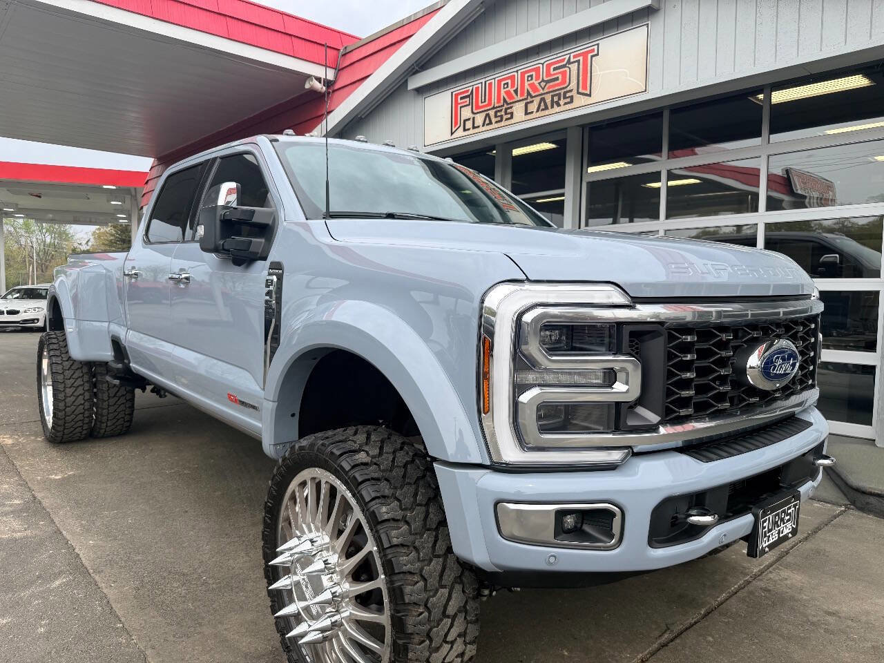Used 2024 Ford F450 Platinum w/ FX4 Off-Road Package image 18