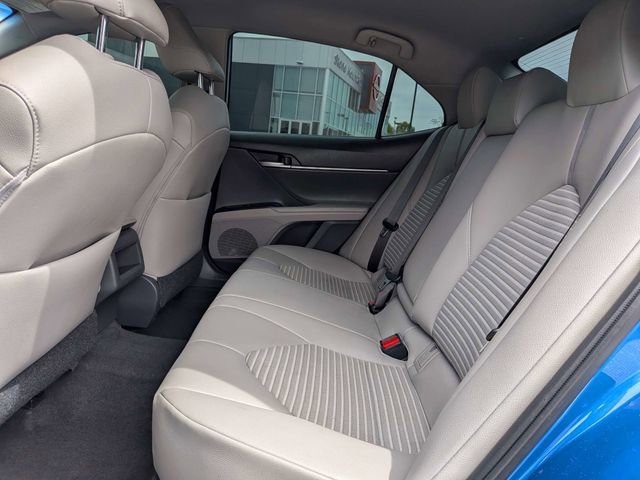 Used 2019 Toyota Camry SE image 12