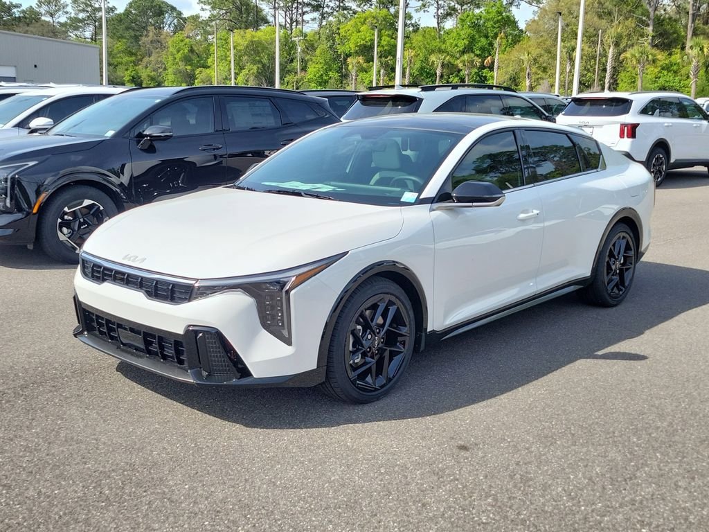 New 2026 Kia K4 GT-Line Turbo FWD image 3