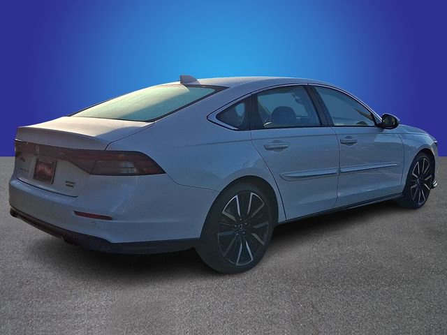 Used 2024 Honda Accord Touring image 4
