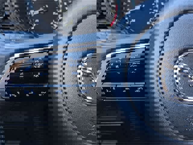 Used 2024 MAZDA MAZDA3 s image 24