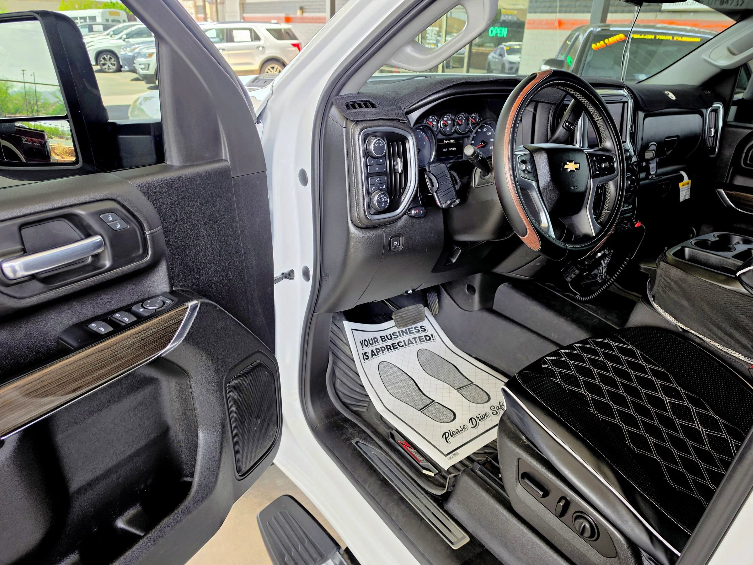 Used 2023 Chevrolet Silverado 2500 LT image 14